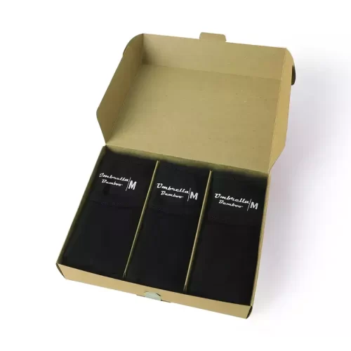 Box mit 3 schwarzen T-Shirts aus Bambus