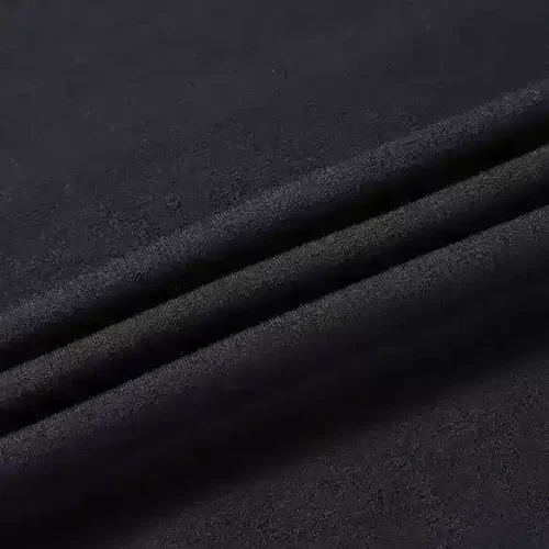 Nahaufnahme: Stoff Bambus T-Shirt in Schwarz